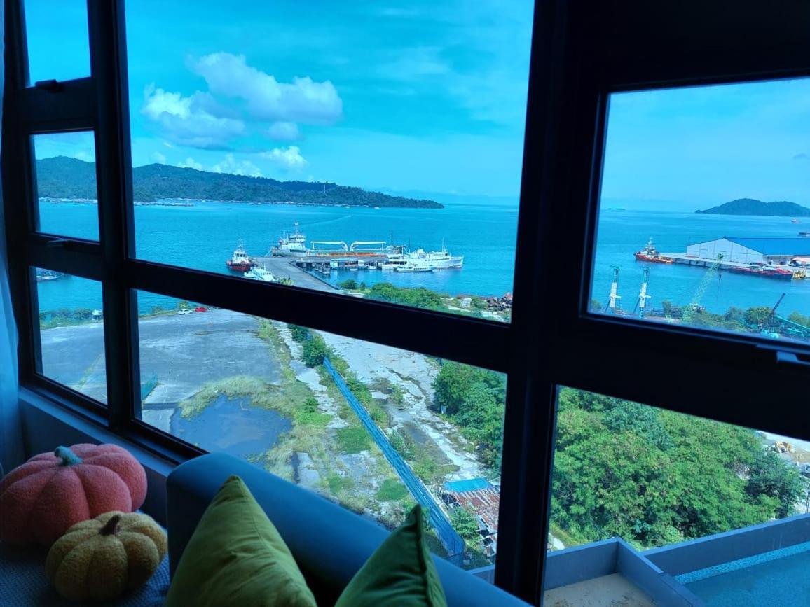 J'Stay Seaview Suite Jesselton Quay Кота-Кинабалу Экстерьер фото
